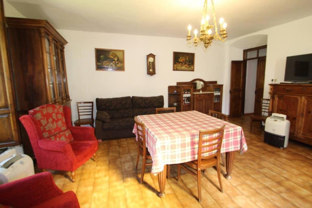 Вилла “La Casa Del Guarda” Тресеньо Экстерьер фото